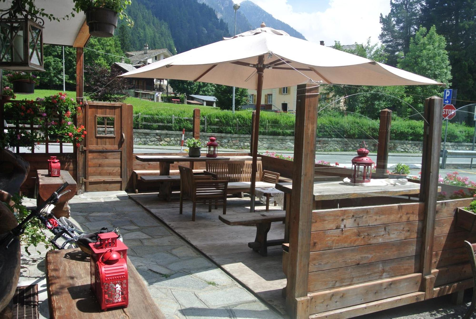 Albergo Alpenrose Ski&Bike Mountain Hotel Gressoney-Saint-Jean Kültér fotó